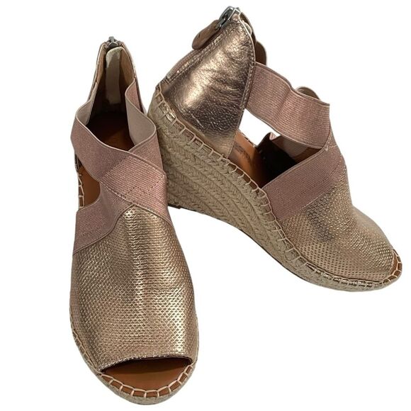 Gentle Souls Kenneth Cole Charli Cross Elastic Wedge Sandals Rose Gold 7 Shoes - Picture 2 of 12